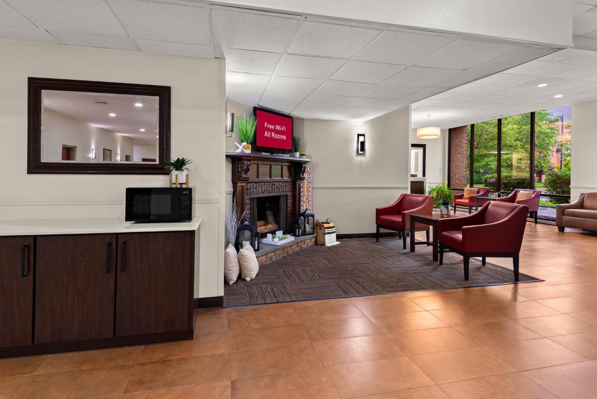 Red Roof Inn Norwich Exterior photo