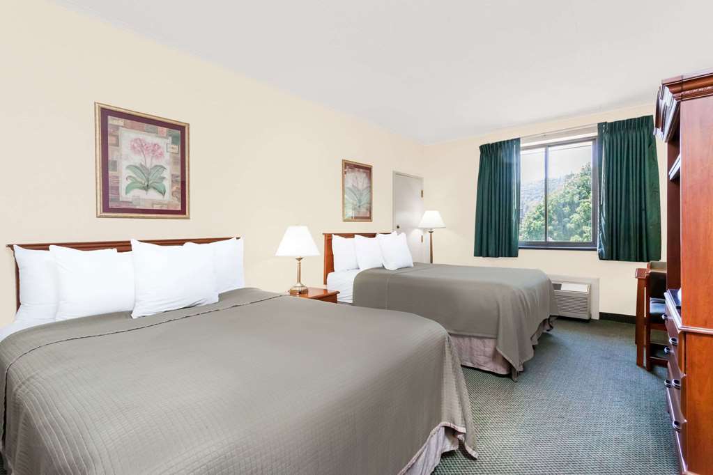 Red Roof Inn Norwich Room photo